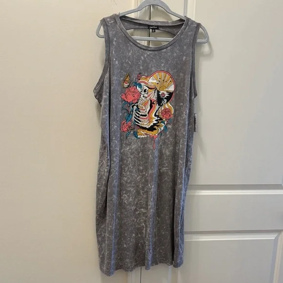 NWT Torrid Women slash T shirt Dress - Picture 1 of 5